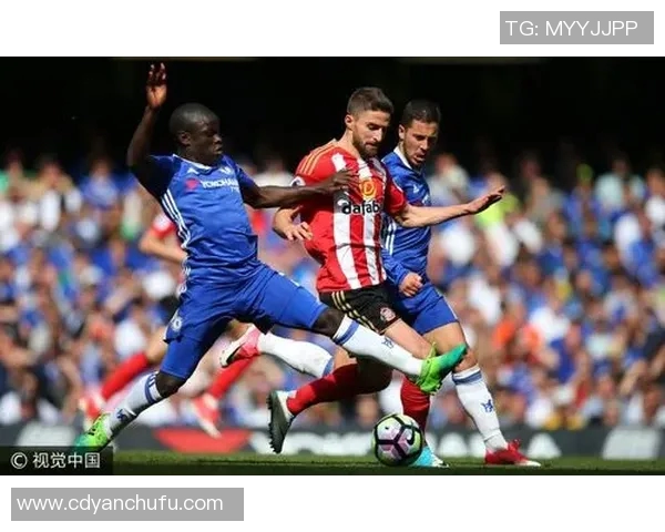 坎特:从球场巨星到社会活动家的多重身份与影响力探讨 坎特:从球场巨星到社会活动家的多重身份与影响力探讨