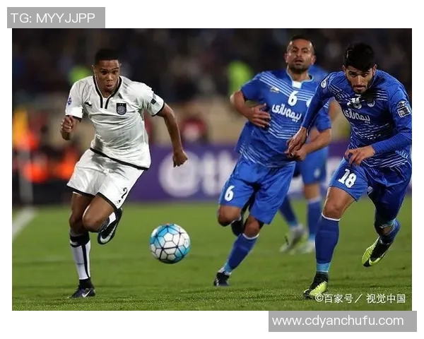 德黑兰独立队与哎杜哈尼的激烈对决展现足球魅力与战术智慧