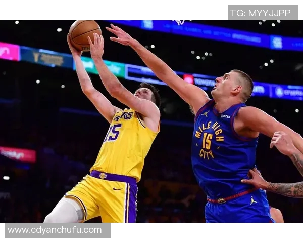 新浪湖人对阵掘金比赛数据分析及精彩瞬间回顾